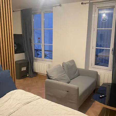 Cozy Well-located Studio In 15th District